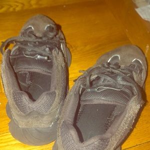 Yeezy 500 utility size 8